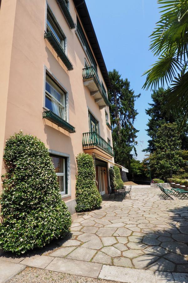 Casa Mondadori Bed and Breakfast Meina Esterno foto