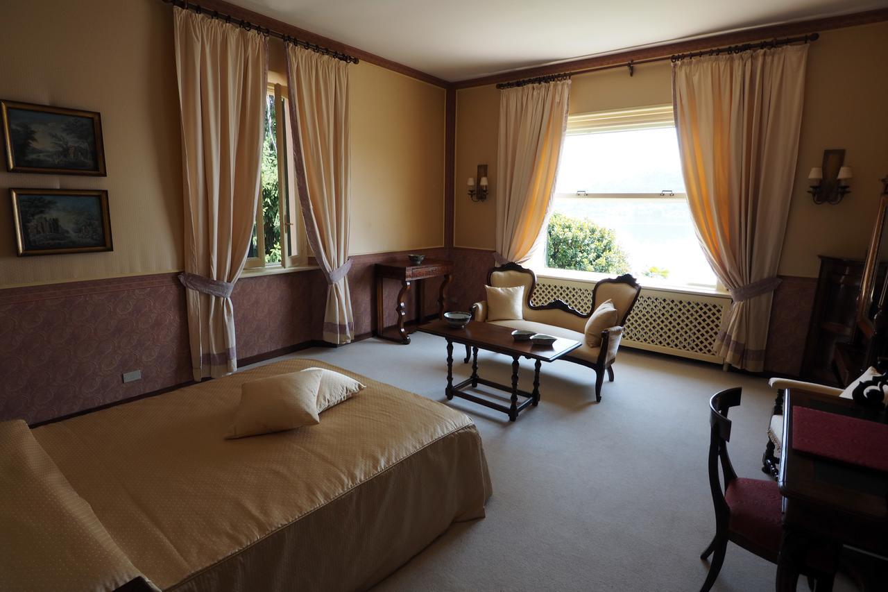 Casa Mondadori Bed and Breakfast Meina Esterno foto