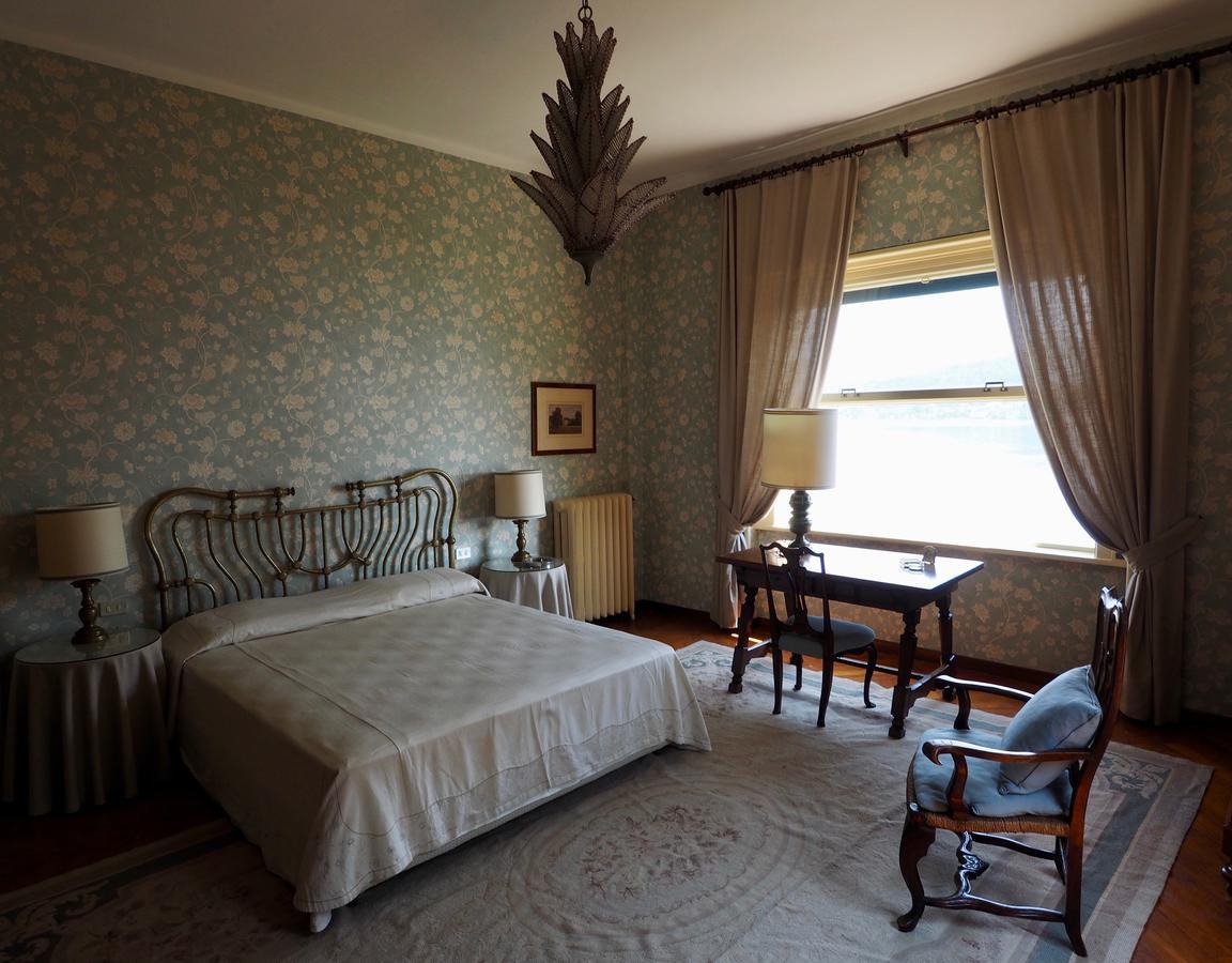 Casa Mondadori Bed and Breakfast Meina Esterno foto