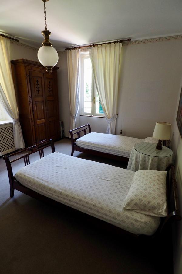 Casa Mondadori Bed and Breakfast Meina Esterno foto